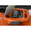 FŰNYÍRÓ AKKUS HUSQVARNA LC142I 42CM AKKU+TÖLTŐ kép 4
