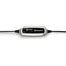 Akku Töltő Husqvarna  12v/0,8a