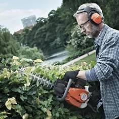 Husqvarna sövényvágó