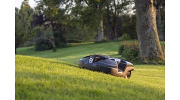A robotfűnyírók előnyei