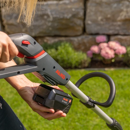 GYEPSZELLŐZTETŐ AL-KO HT 1835 (BOSCH AKKUS)AKKU+TÖLTŐ NÉLKÜL kép 3