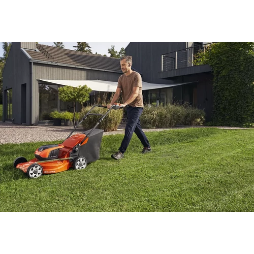 FŰNYÍRÓ AKKUS HUSQVARNA LC142I 42CM AKKU+TÖLTŐ kép 5