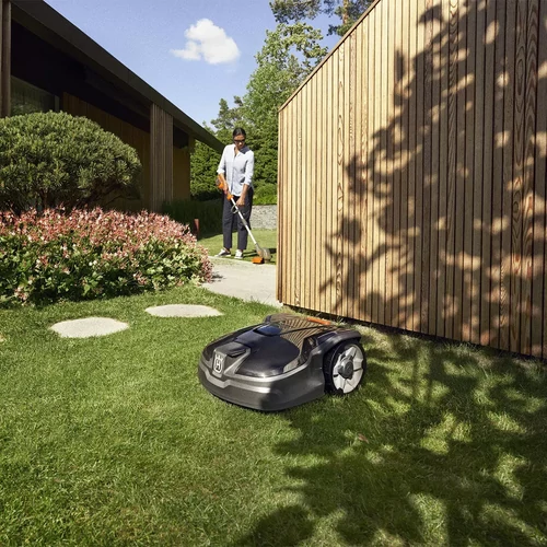ROBOTFŰNYÍRÓ HUSQVARNA AUTOMOWER 310 MARKII 1000M2 1VEZ-3IND kép 3