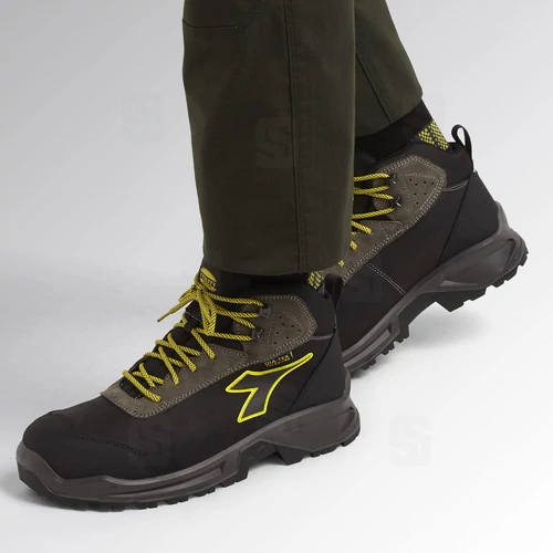 Munkavédelmi bakancs 35 Diadora+ AJÁNDÉK 1 pár kesztyű