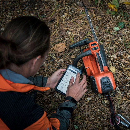 Láncfűrész Akkus Husqvarna T540i XP Akku És Töltő Nélkül #