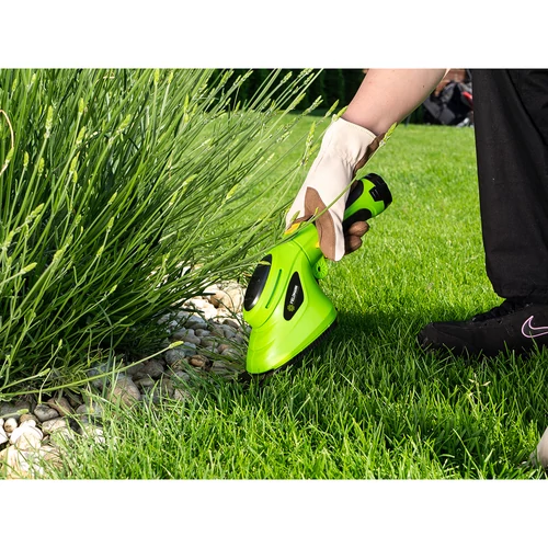 FŰ ÉS SÖVÉNYNYÍRÓ AKKUS FIELDMANN FZN 4101-A 3,6V 1,5AH kép 2