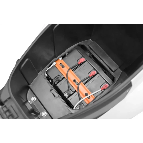 ELEKTROMOS ROBOGÓ HECHT EQUIS WHITE 45KM/H 72V/20AH kép 5