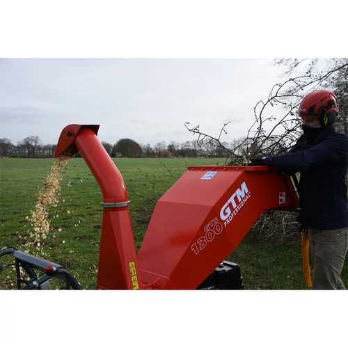 KOMPOSZTÁLÓ-ÁGAPRÍTÓ GTM PROFESSIONAL GTS1300RG HERNYÓTALPAS kép 2