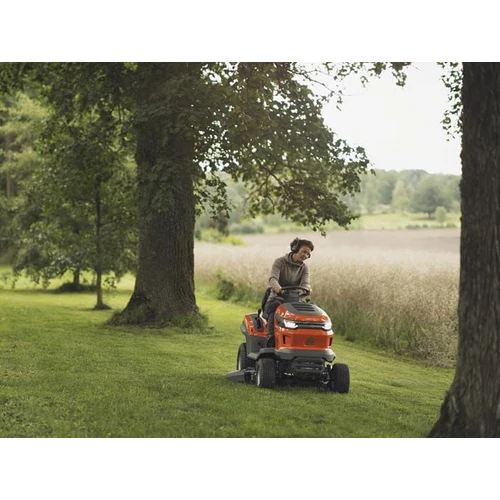 Fűnyírótraktor Kidobós Husqvarna TS215T kép 4