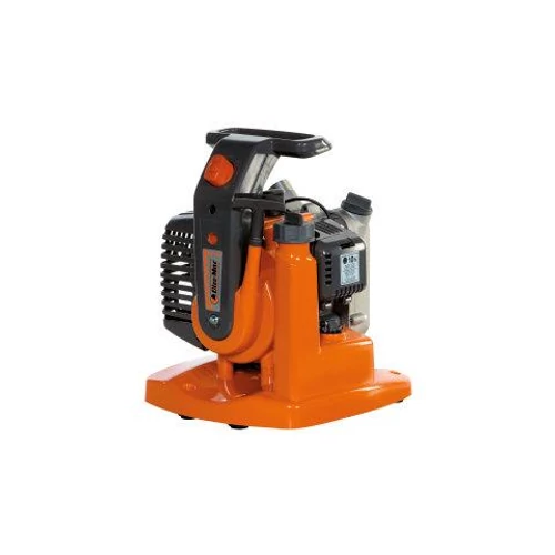 Szivattyú Benzinmotoros Oleo-Mac WP300
