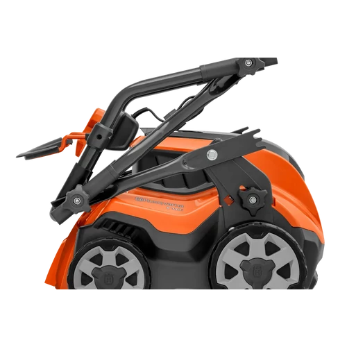 GYEPSZELLŐZTETŐ HUSQVARNA S138C 1600W 38CM kép 3